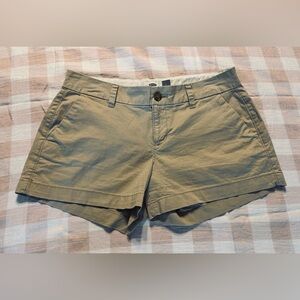 Casual Women's Khaki Stretchy Shorts